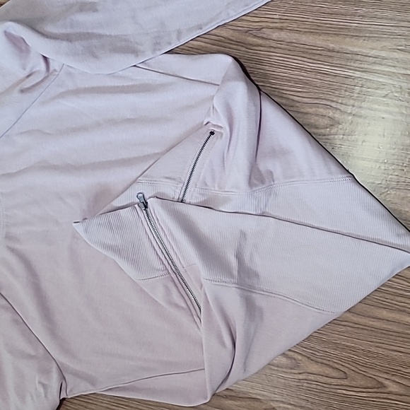 GaiM💎Women's Blush Pink Sweatshirt - Picture 4 of 5